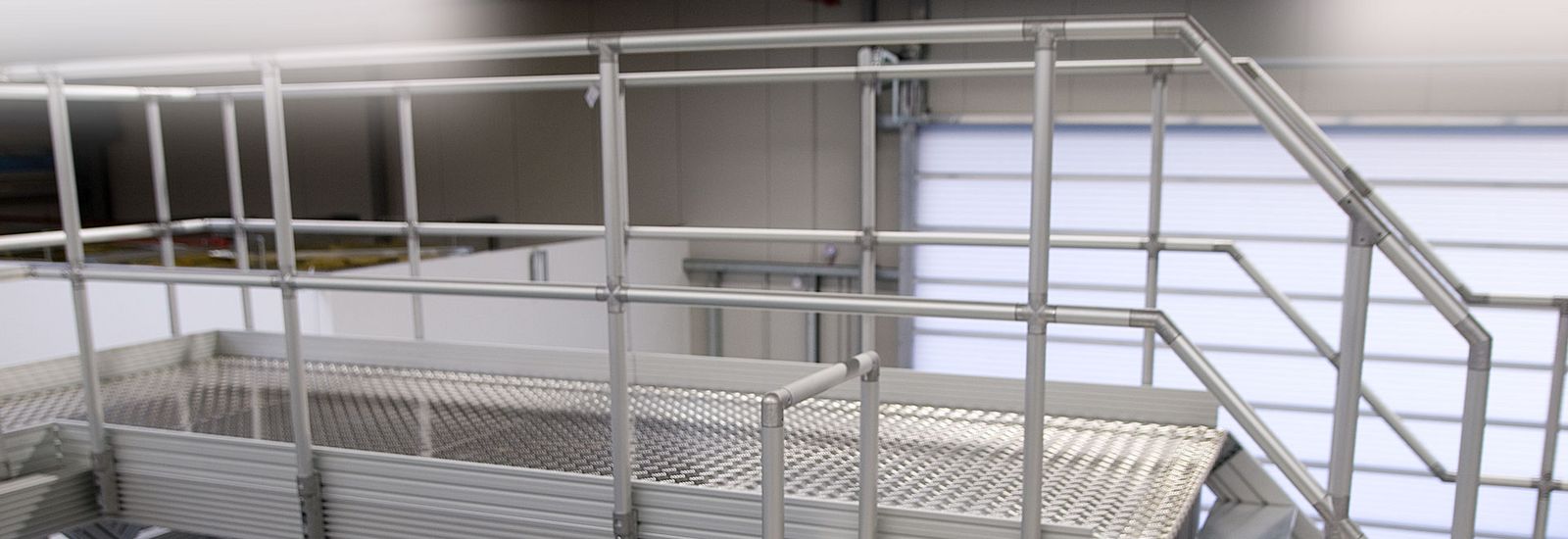 Uniones para tubos para sistemas de escaleras y barandillas