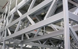 Imagen de aplicación de un bastidor de aluminio de grandes dimensiones